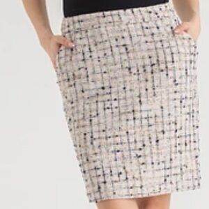 Elegant Tweed Pencil Skirt